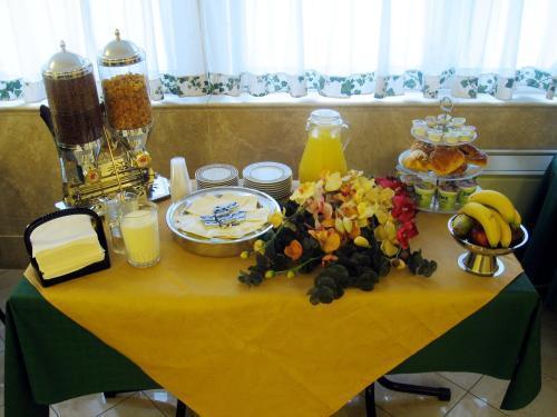 Hotel Dolomiti Roma